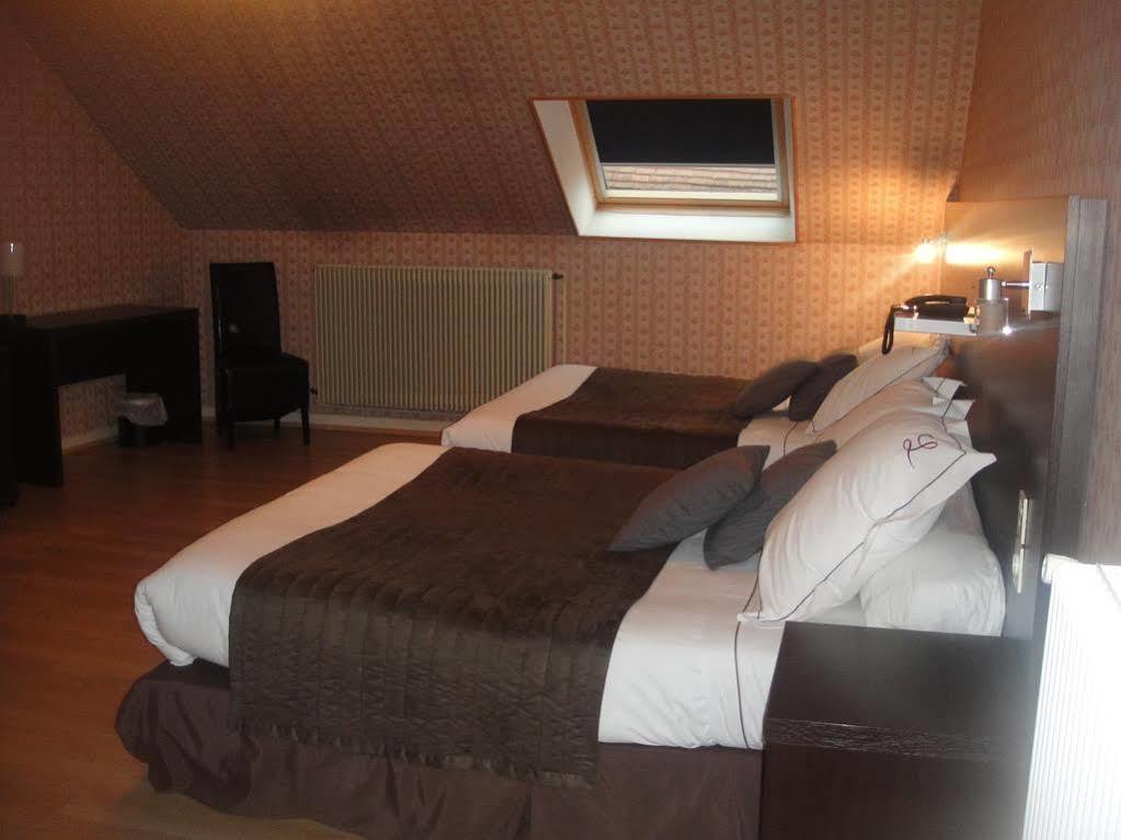 Hotel L' Ecu Montbard Esterno foto